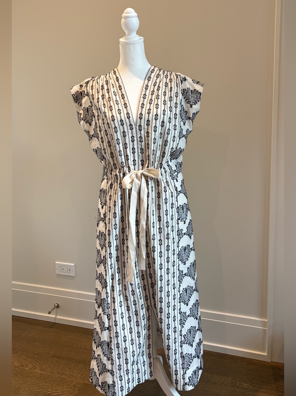 Billy Reid Cream and Black Printed Tie-Waist Maxi Dress